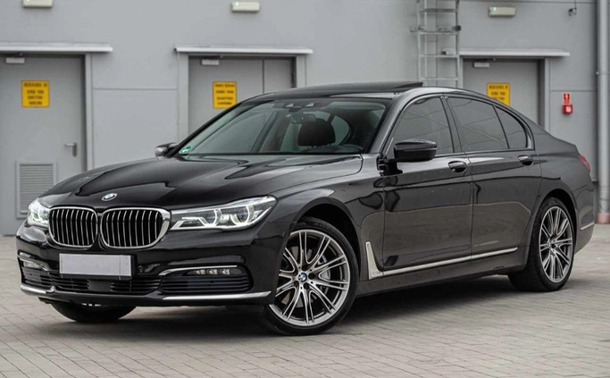 BMW Seria 7 cena 149000 przebieg: 255000, rok produkcji 2016 z Sejny małe 781
